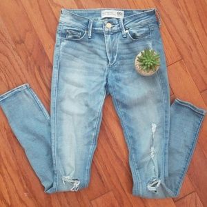 Abercrombie Jean Legging 💕